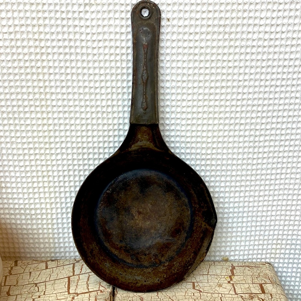 Cowboy cold-handed fry pan